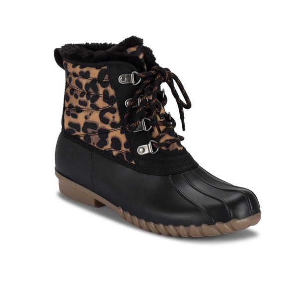 Bare Traps Duck Boot Size 7 - Picture 1 of 4